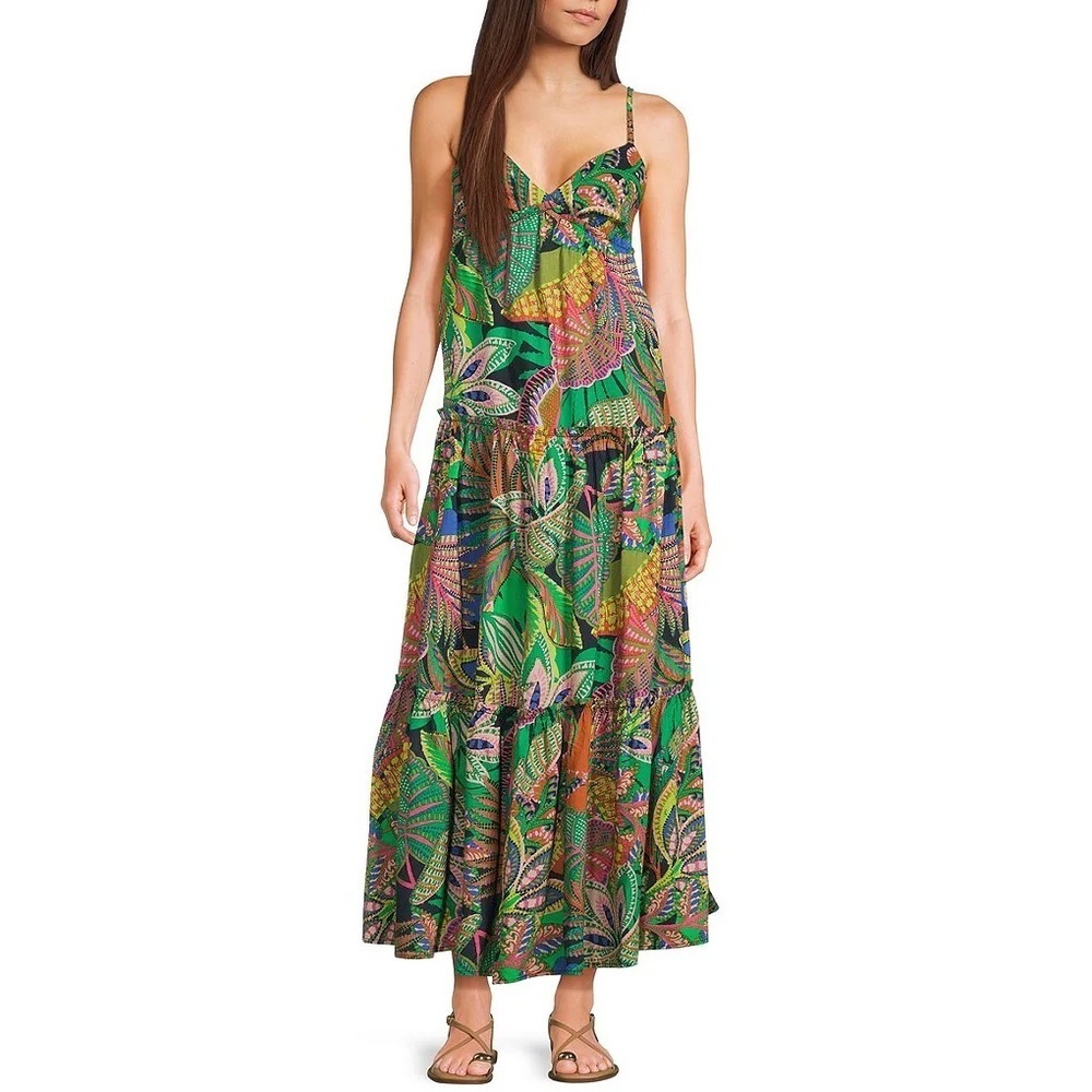 GB
Leaf Print V-Neck Tie-Back Tiered Maxi Dress